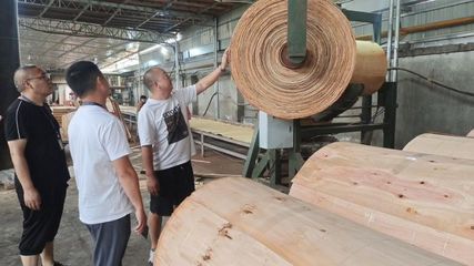 绵竹市市场监管局:一线宣贯新政策 助力企业长远健康发展